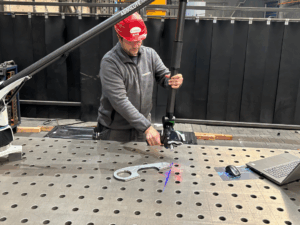 Messarmtechnologie bei UnionStahl für präzise, optische und taktile Qualitätskontrolle in der Produktion